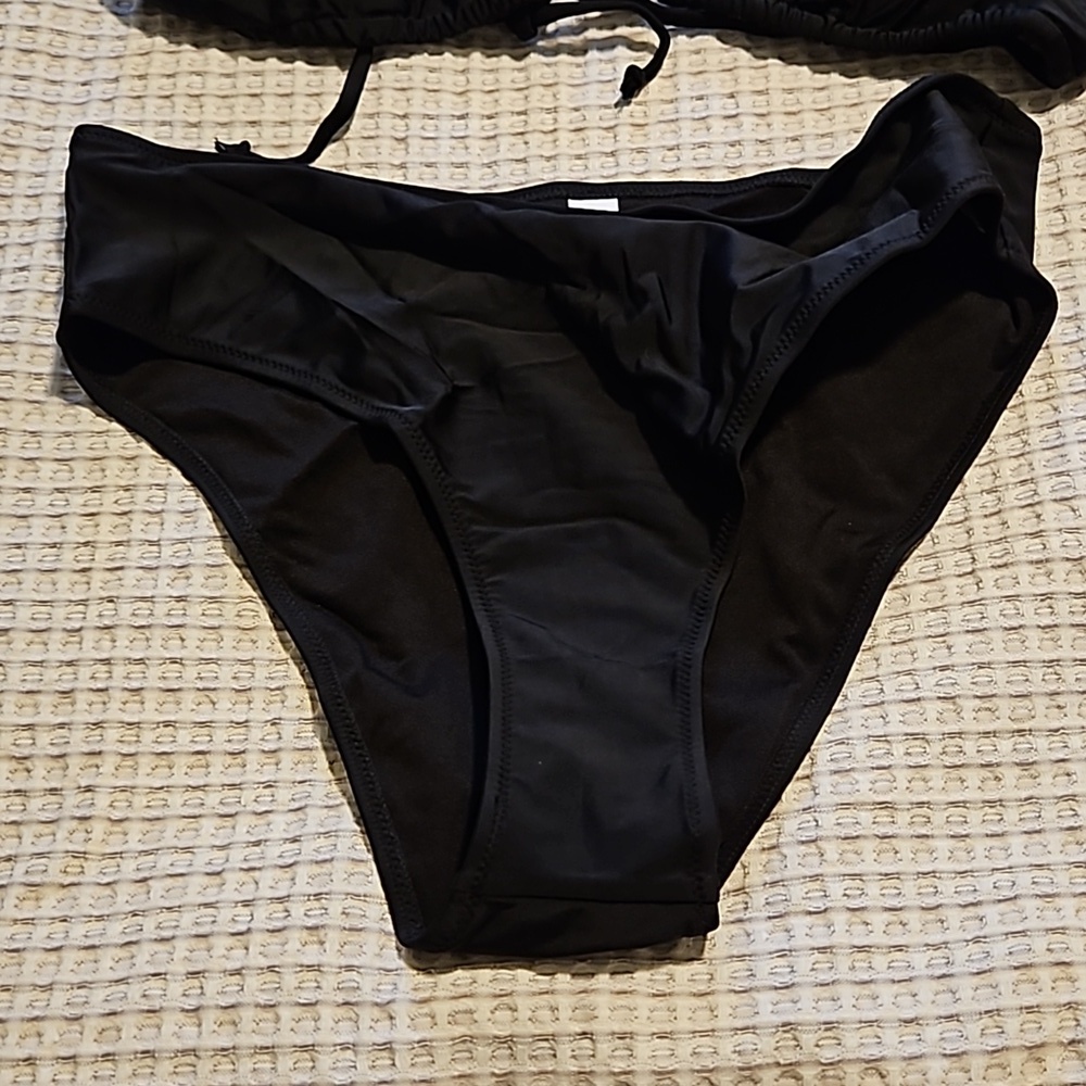 3 Piece Swim Set Bikini & Wrap Sz.L AvidloveBikini/ Aimage cover up NWT - Picture 2 of 8